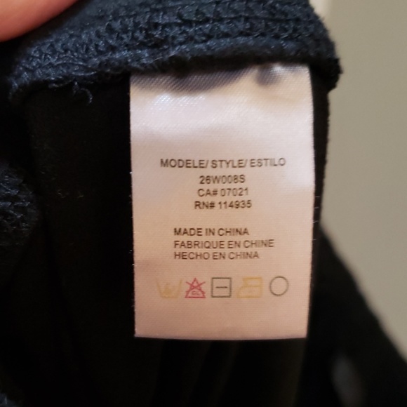 Saks Fifth Ave. stretchy velvet leggings - Picture 4 of 7